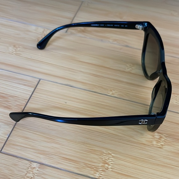 Women Designer CHANEL Sunglasses Cat Eye Used Great Condition - Picture 5 of 12